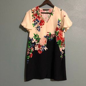 Zara Basic Black and Cream Floral Dress - Size XS